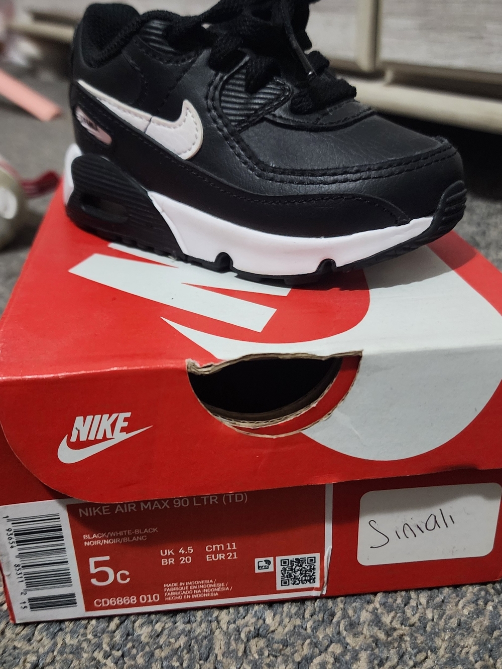 Nike Kids Black and White Air Max 90 LTR Sneaker
